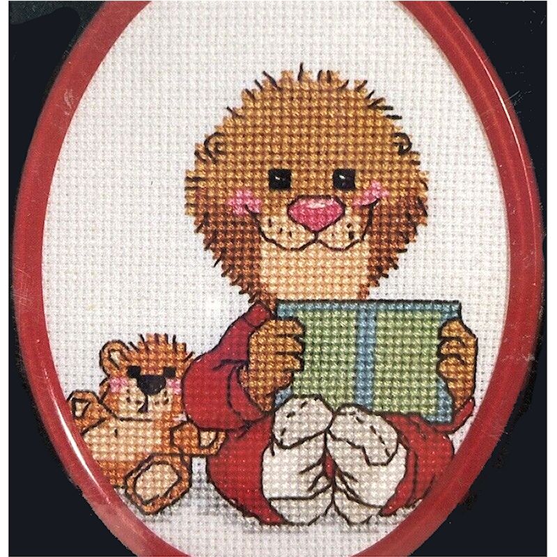 Counted Cross Stitch Patterns / Books / Leaflets the Daisy 