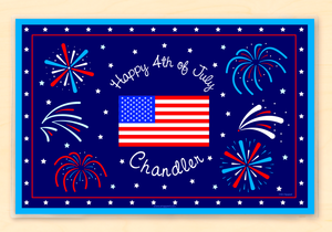 Mantel individual personalizado Old Glory del 4 de julio de 18" x 12" con alfabeto, bandera de EE. UU. y fuegos artificiales