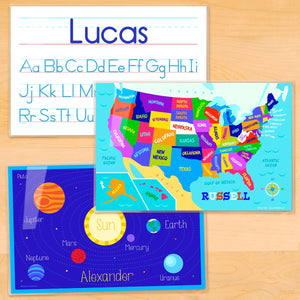 Juego de tres manteles individuales educativos personalizados para niños de 18" x 12" - Sistema solar con alfabeto y mapa de EE. UU.