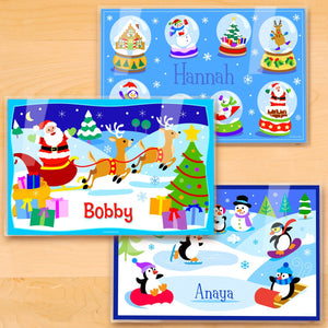 Juego de tres manteles individuales personalizados para Navidad para niños de 18" x 12" - Papá Noel, renos y pingüinos
