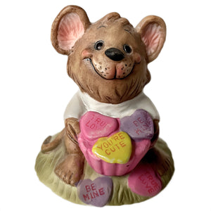 Vintage Suzy’s Zoo Mouse with Valentine Candy Hearts Collectible Figurine Statue by Suzy Spafford Enesco 1979