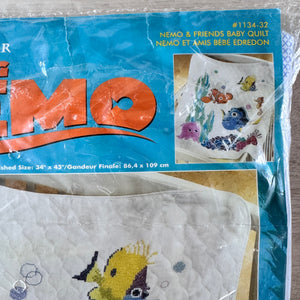 Kit de point de croix estampé pour berceau de bébé Disney Pixar Le Monde de Nemo Dory &amp; Fish Friends Couverture ou modèle de tableau PDF Cadeau souvenir 34" x 43"