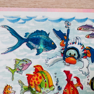 Autocollants vintage rares de Suzy's Zoo avec poissons sous-marins et plongée en apnée, irisés, pour plusieurs personnages, feuille simple, 4,5" x 6"