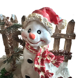 Resin Christmas Snowman With Cardinal Bird & Picket Fence Red Hat & Scarf Figurine Statue Vintage 3.75"