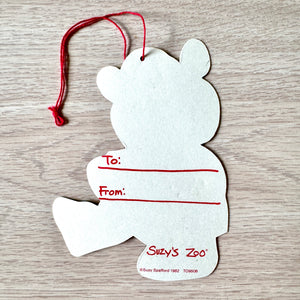 Vintage Suzy's Zoo Christmas Willie Bear Tie-On Gift Tag Red Shirt & Kiss 5" x 4" 1982