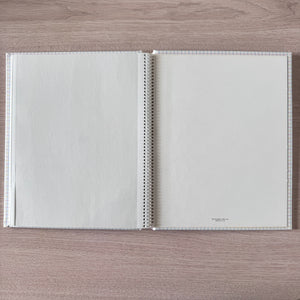 Livre de souvenirs vintage de 1995 pour bébé, souvenirs des trois premières années de bébé, cadeau de baby shower par Hallmark Cards Notre précieux bébé