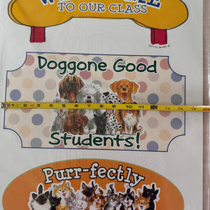 Ensemble de grands tableaux d'affichage vintage et rare Suzy's Zoo Wags &amp; Whiskers Cats &amp; Dogs Paw Print « Bienvenue dans notre classe » Produit pour enseignant en classe