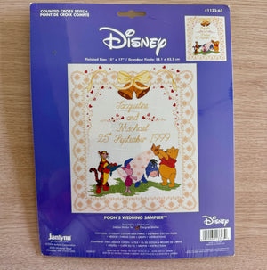 Kit de broderie au point de croix compté rare Disney Winnie l'ourson Cloches et cœurs Annonce de mariage Porcinet Bourriquet Tigrou ou tableau d'instructions du modèle PDF 15" x 17" Souvenir par Janlynn 1133-63 ou points de créateur H28