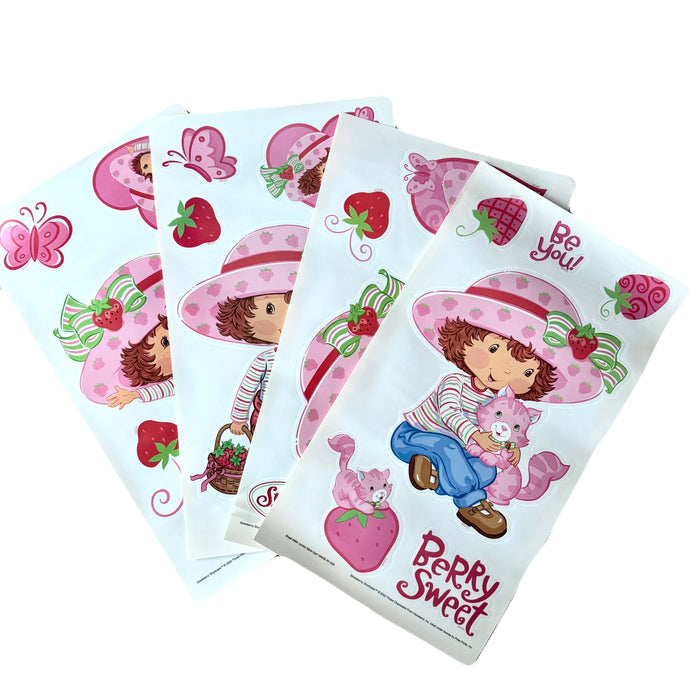 Calcomanías de pared vintage nuevas de Strawberry Shortcake, de tamaño gigante, con diseño de fresas y mariposas rosas. Juego de 4 hojas para despegar y pegar.