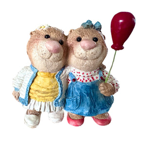 Vintage Suzy’s Zoo Marmot Sisters Friends with Balloon 4” Collectible Figurine Statue by Suzy Spafford United Design Corp Rare