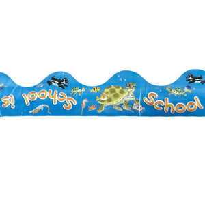 Bandes de décoration d'école vintage neuves Suzy's Zoo 12 CT Poisson L'ÉCOLE EST COOL 2" x 37 FT Fenêtre Mur Tableau d'affichage Porte Enseignant Produit de salle de classe