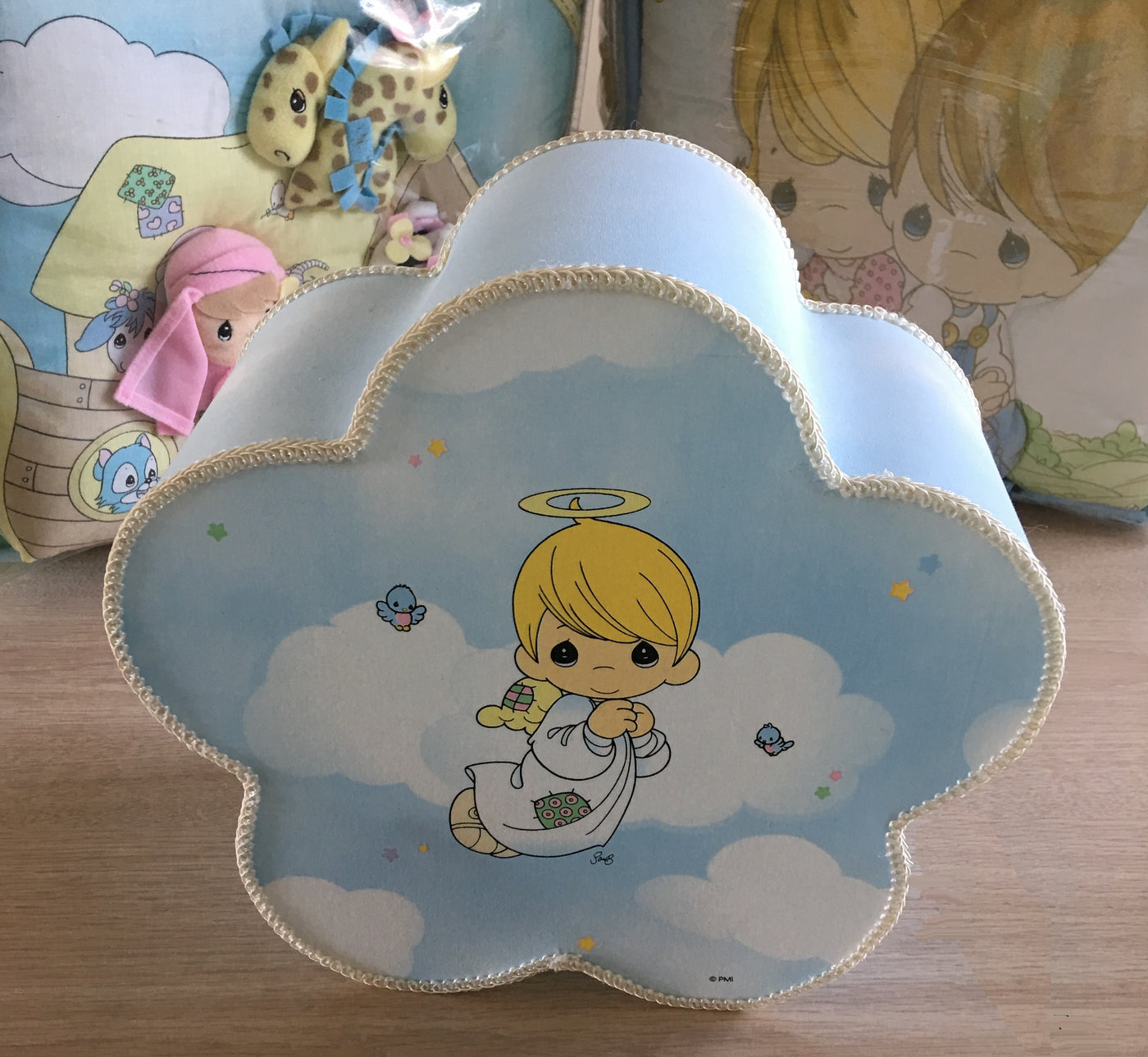 Vintage New Precious Moments Baby Nursery Cloud Shaped Lamp with Angel 10" x 5"