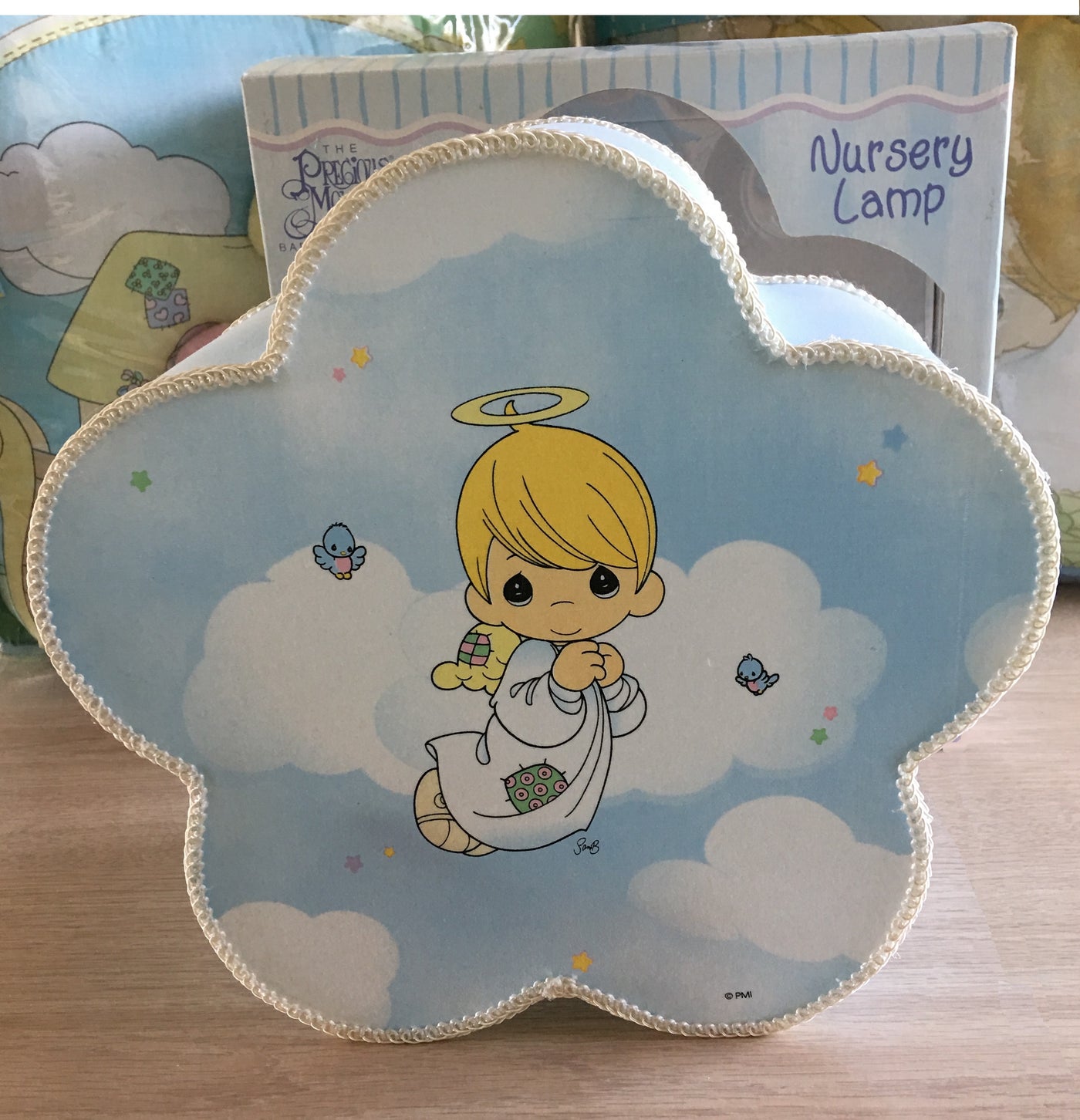 Vintage New Precious Moments Baby Nursery Cloud Shaped Lamp with Angel 10" x 5"