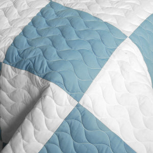 Modern Blue Yellow & White Checkered Teen Bedding Full/Queen Quilt Set - Detail