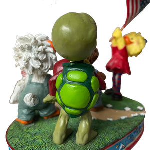 Vintage Suzy’s Zoo Patriotic Pals Collectible Figurine Resin Statue by Suzy Spafford Danbury Mint USA Flag Forever in Peace May it Wave RARE