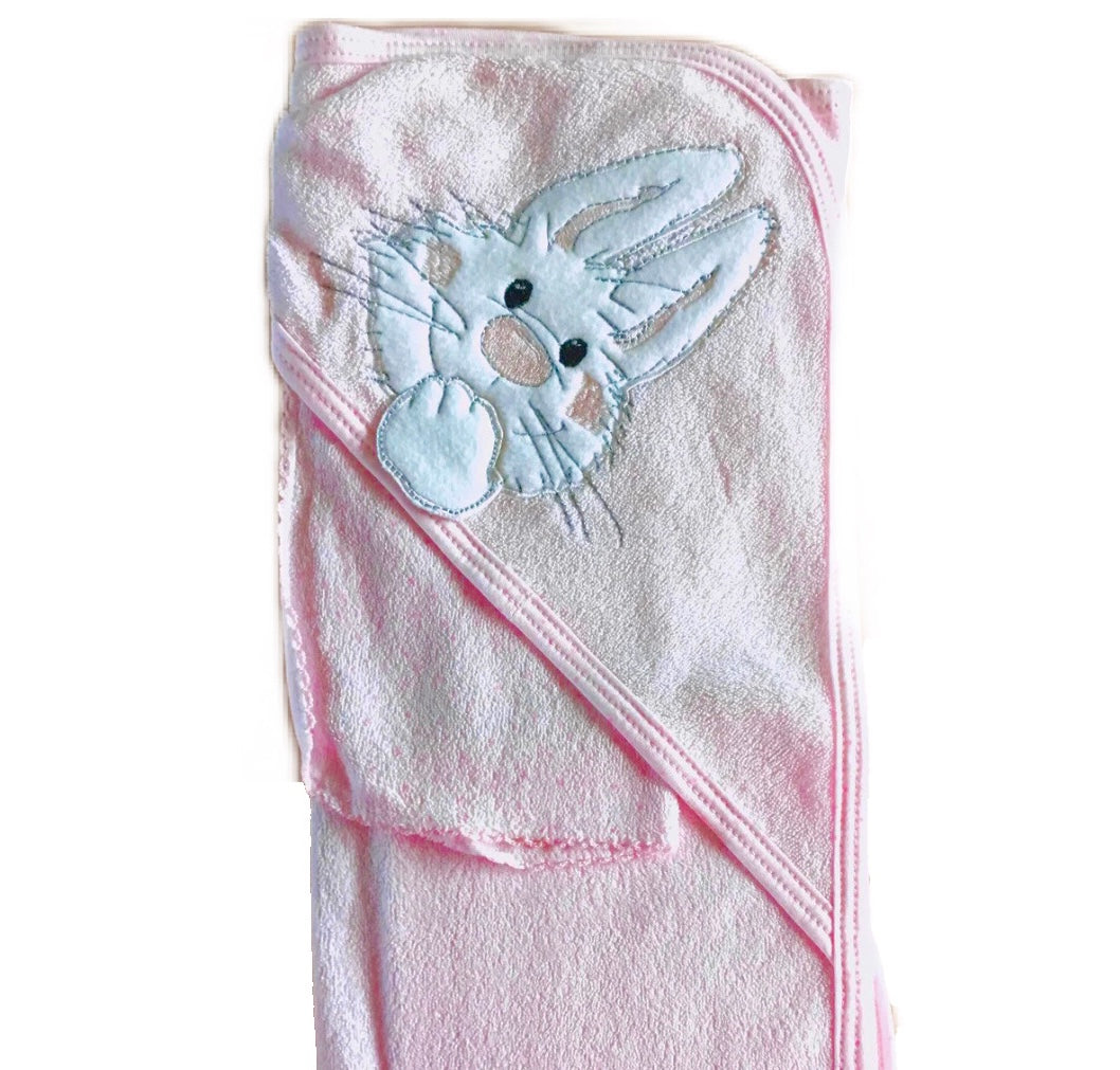 Winnie The Pooh Hooded Towel & Washcloth set - pink