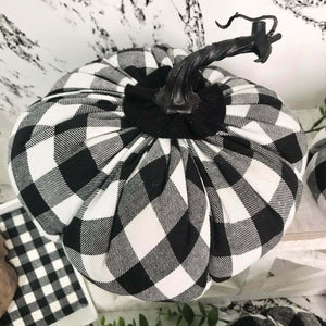 Conjunto de 3 piezas de tela a cuadros con calabazas de peluche y decoración otoñal, estampado de cuadros vichy en blanco y negro